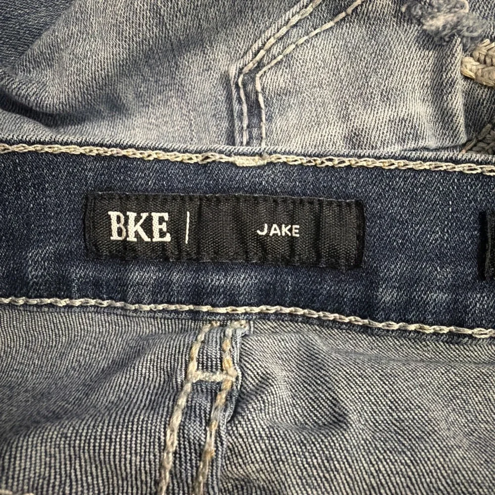 BKE Buckle Men's‎ Sz 34x32 Jake Blue Denim Stretch Jeans, Distressed GUC!